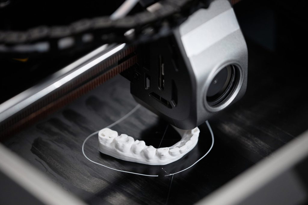 Latest Advances in Dental Implant